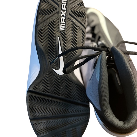 Nike AirMax Stutter Step 2 basketball sneakers with bag. Size 11.5 - Picture 8 of 10